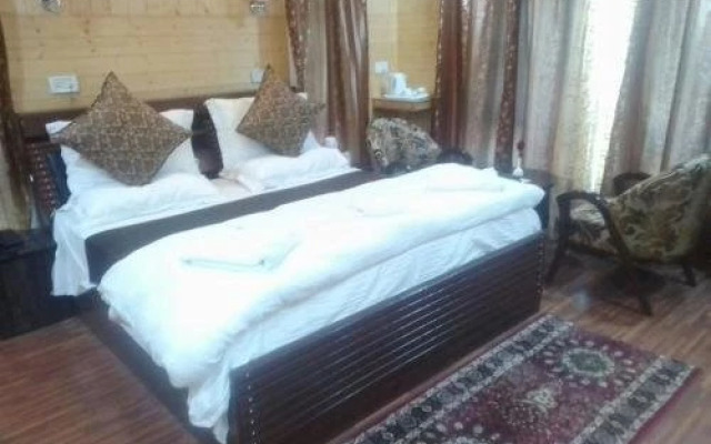 Lidder Spring Resorts