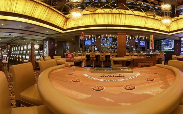 Golden Nugget Las Vegas Hotel & Casino