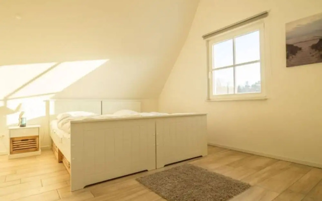 Thatched Roof Holiday Home Dunenblick