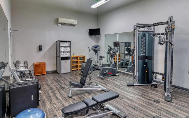 Holiday Inn Detroit Lakes by IHG