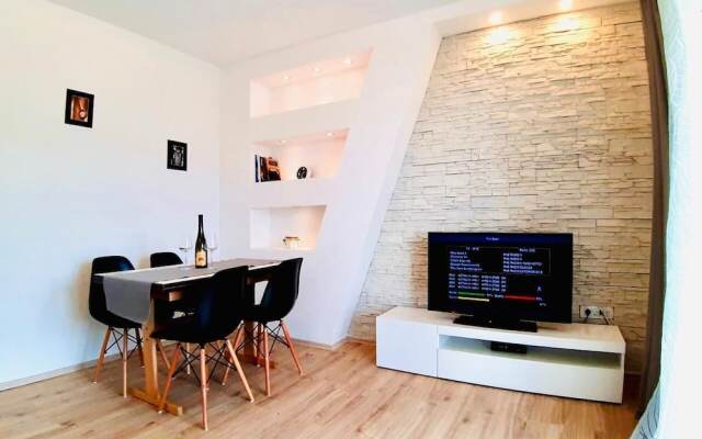 Apartments and Rooms Viskic