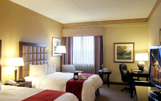 Hilton Appleton Paper Valley