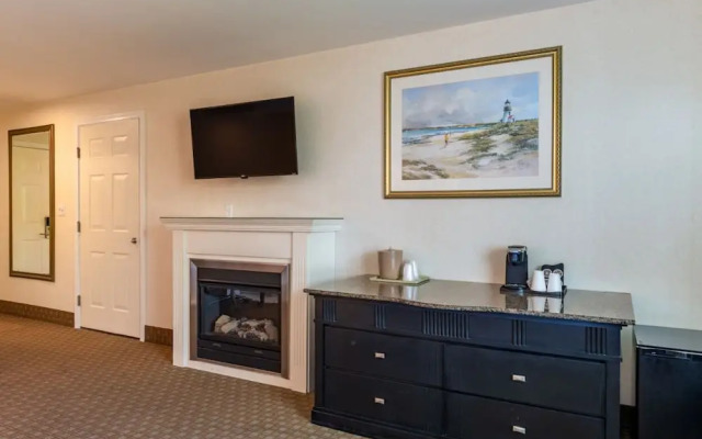 Ogunquit Hotel & Suites