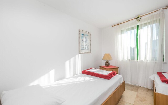 Amazing Apartment in Banjol With 1 Bedrooms and Wifi