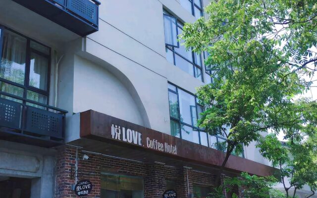 Yue Love Hotel