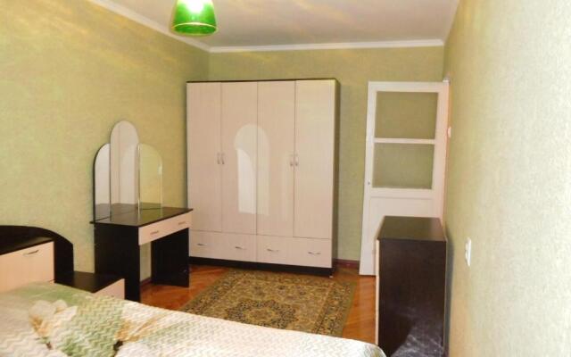 Apartamenty v Agudzere na Kurchatova 27