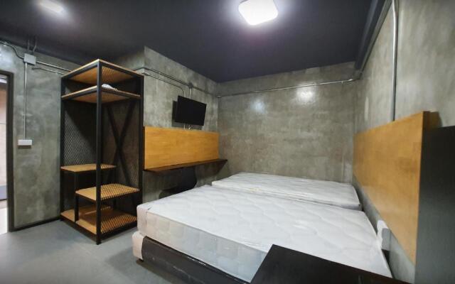 Billions loft Inn