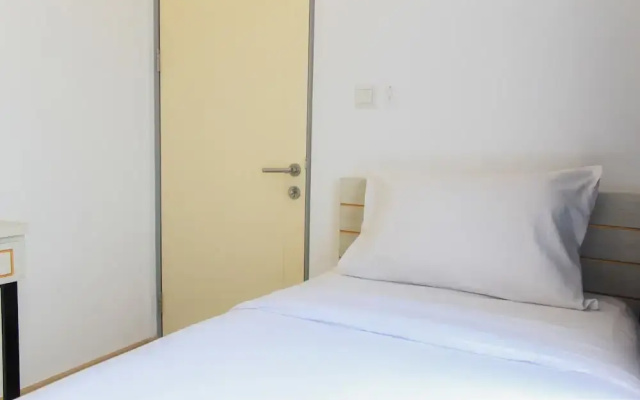 Clean and Comfort 2BR Apartment M-Town Residence