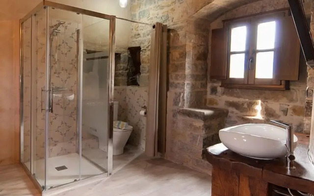 Casa Mur de Alujan