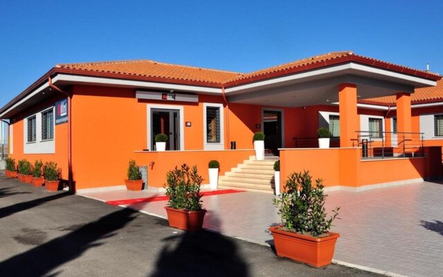 325 Tor Vergata Hotel