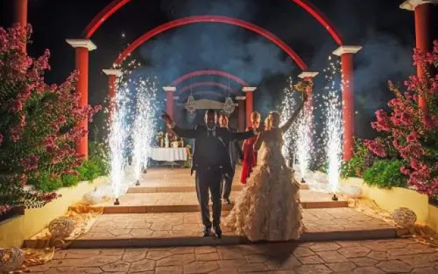 Hotel Elegant Epavlis