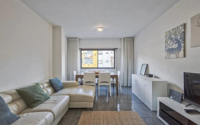 Pontinha Typical by Homing