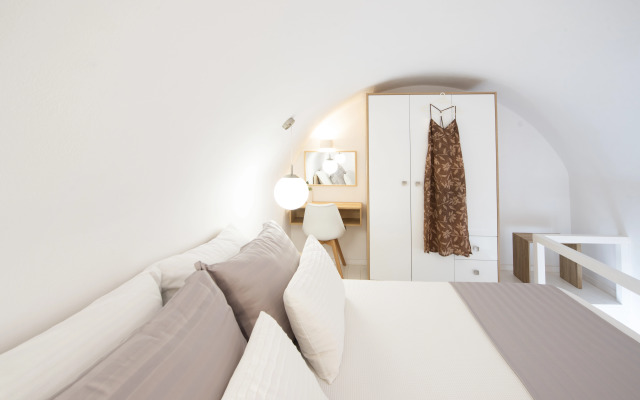 White Orchid Luxury Suites