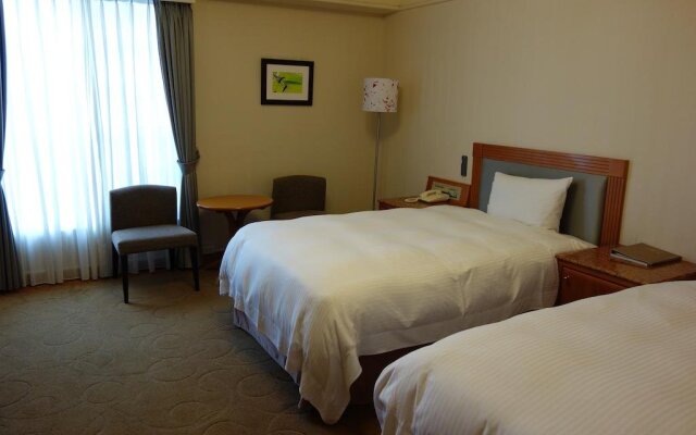 C J Hotel