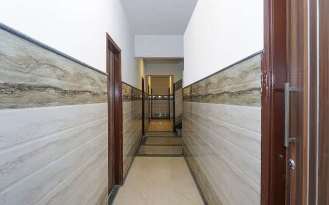Hotel O Royal Grand Near Chhatrapati Shivaji International Airport