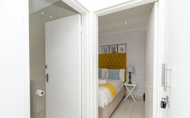 Modern Seaview Apartment