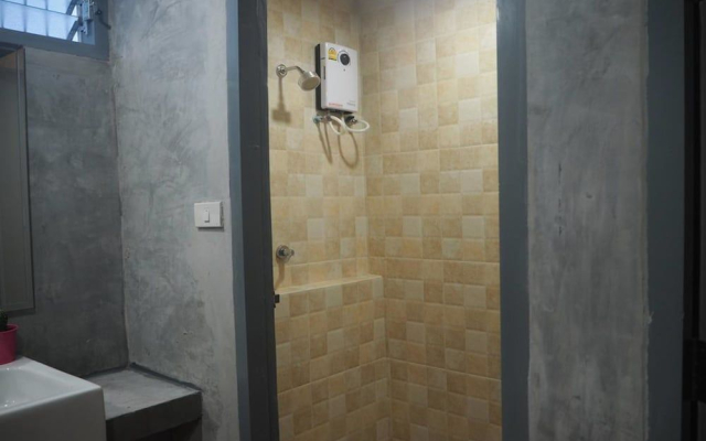 April 24 Home - Hostel