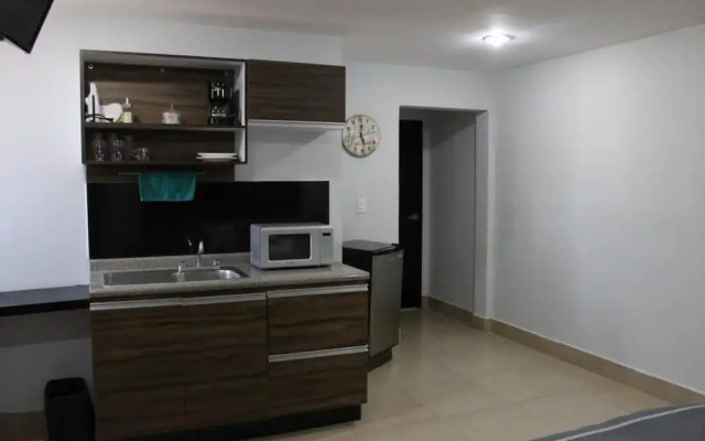 CAPITAL O Lowe Suites
