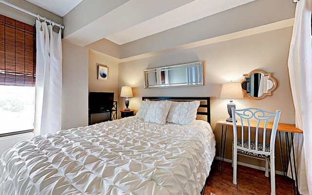 7310 Galveston - 2 Br Condo