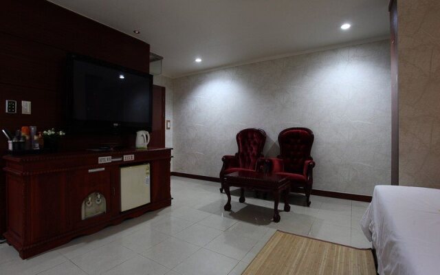 Hotel A1 Suwon