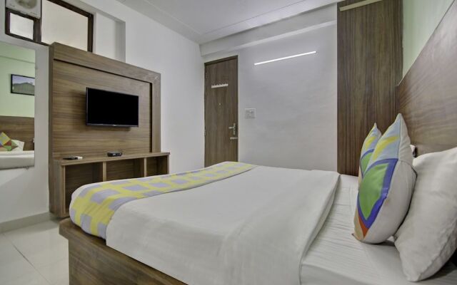 Oyo Home 39565 Decent Studio Cyber Hub