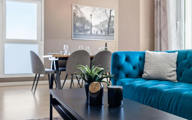 Luxury new apartment - private parking- Estepona