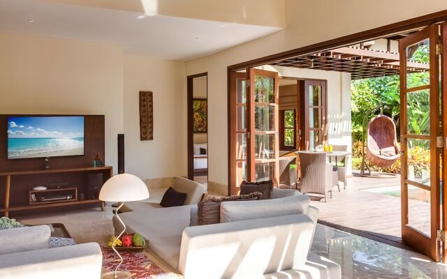 Cliffront Tropical Resort