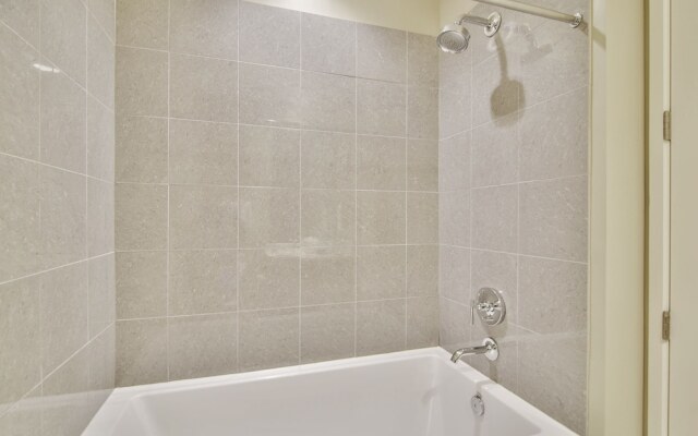 Diamond Beach 304-sapphire 3 Bedroom Condo