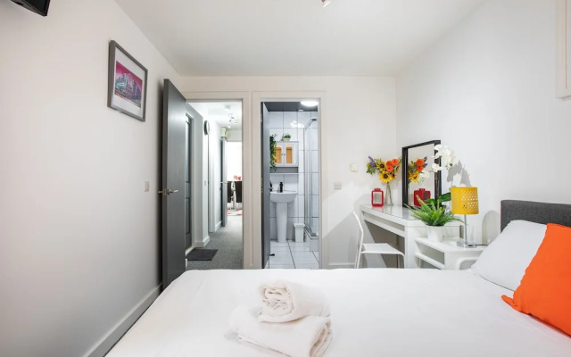 Malone Crescent Apartment