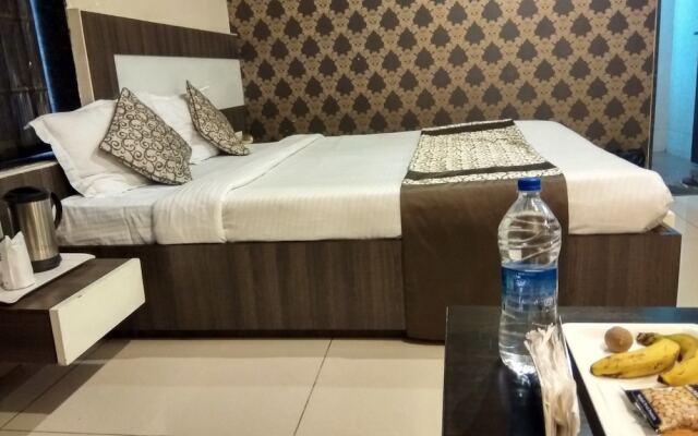 JK Rooms 121 Hotel Shaheen International