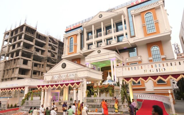 RG Royal Hotel and Convention