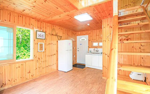 Yangsan Bene Maru Pension