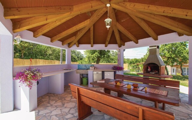 Nice Home in Labin With Wifi and 4 Bedrooms