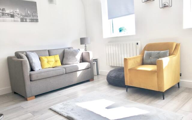 KVM - Mill Yard Apartment