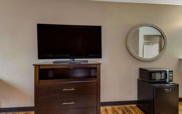 Econo Lodge San Antonio near SeaWorld - Medical Center