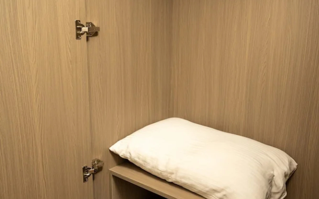 FabHotel Asrani International
