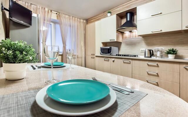 Sutki Life (Сутки Лайф) на Спортивной