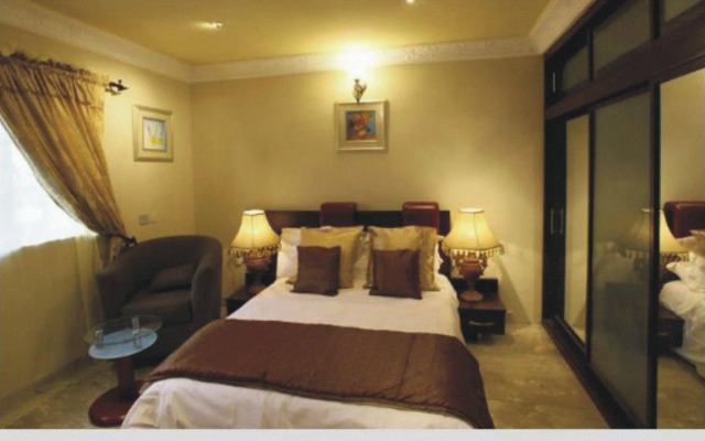 Apartment Royale Hotel and Suite