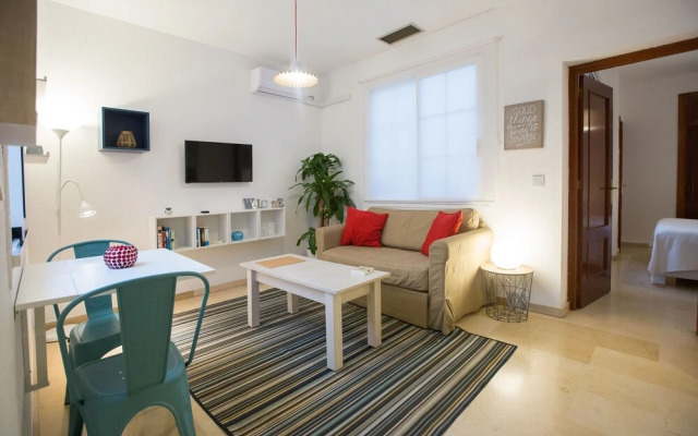 Triana Place by Keywii, 2 Pax, Triana