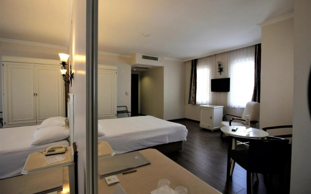 Montania Town hotel