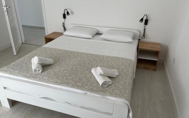 Outstanding large apartment for 6+2