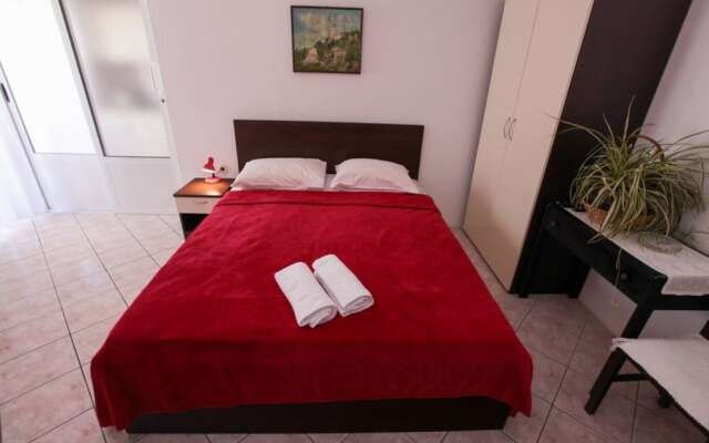 Ruz - Near Beach - 2 - A 204