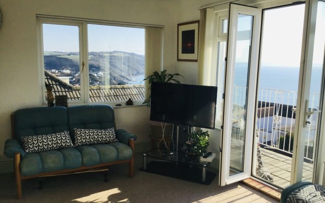 Lovely 1-bed Apartment With Stunning sea Views