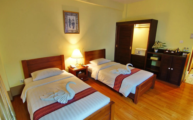 Shwe Ingyinn Hotel