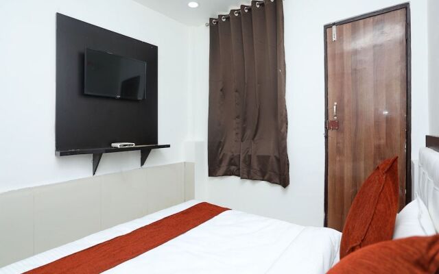 OYO 14578 Green Square