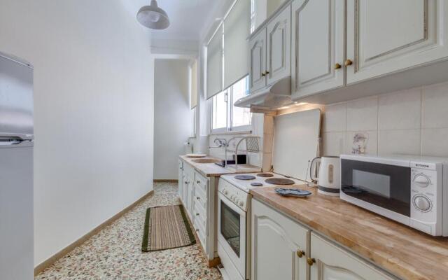 Samouil Apartment, 40 meters from the beach