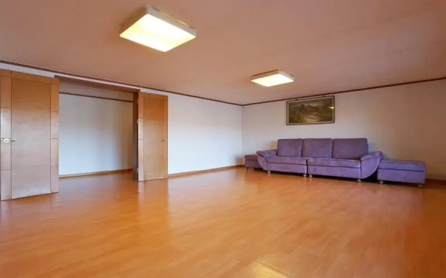 Gapyeong Buddy House Pension