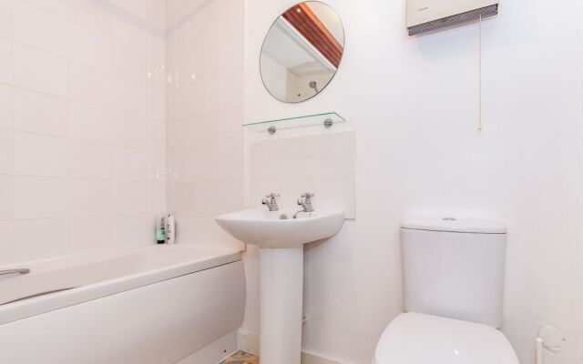 NEW Bright and Sunny Flat in Oxford City Centre