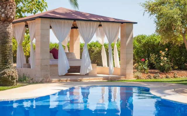 Can Rovey in Inca With 4 Bedrooms and 4 Bathrooms