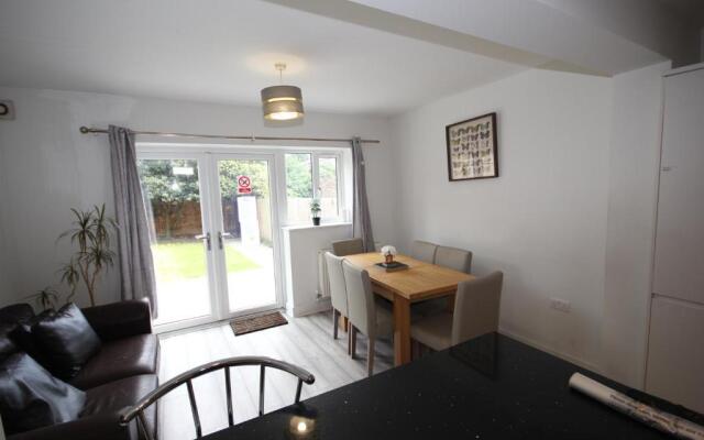 Lee's House